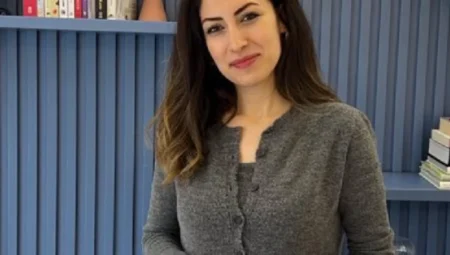 Kendimizi Nitekim Anlamak İçin Hislerle Çalışmak Kaide mı?